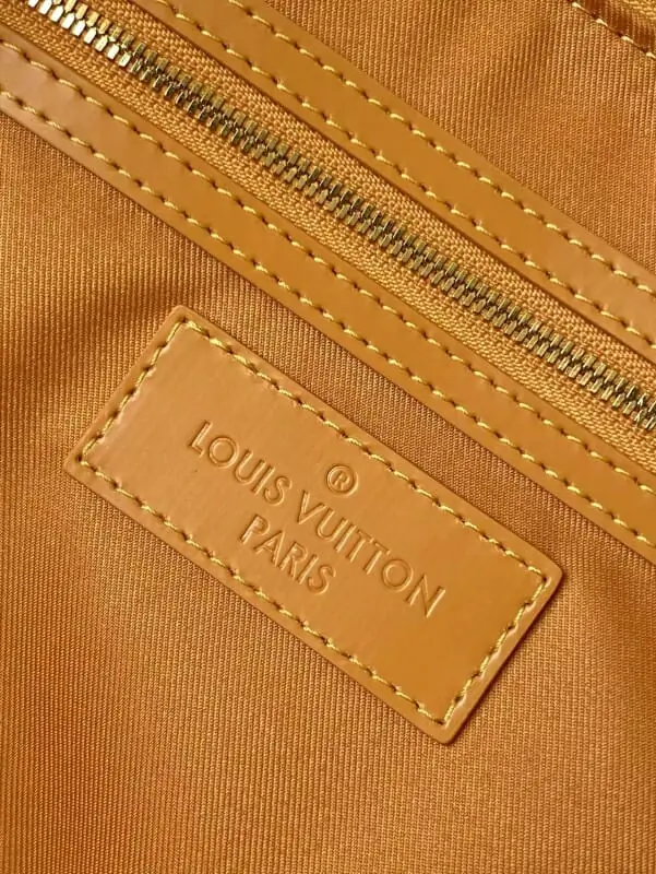 louis vuitton sac de voyage s_124bba44